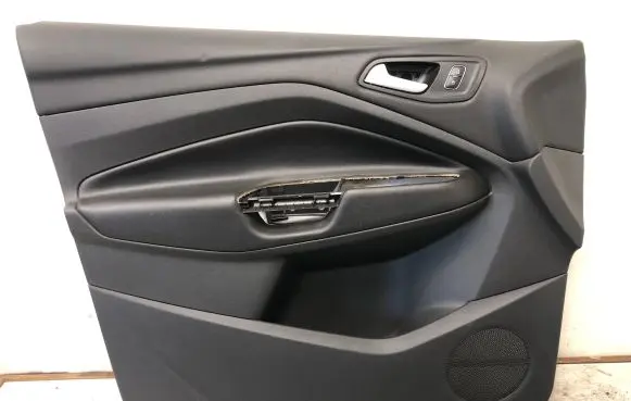 Ford Kuga II Coupe rear side trim panel 