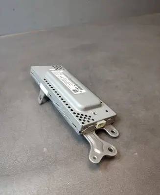 Tesla Model 3 Other control units/modules 107975500D