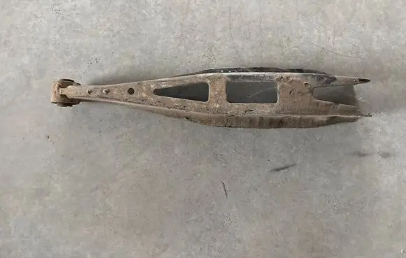 Toyota GT 86 Rear upper control arm/wishbone SU00304490