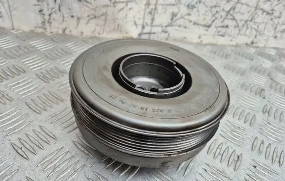 BMW 3 F30 F35 F31 Crankshaft pulley 7619245