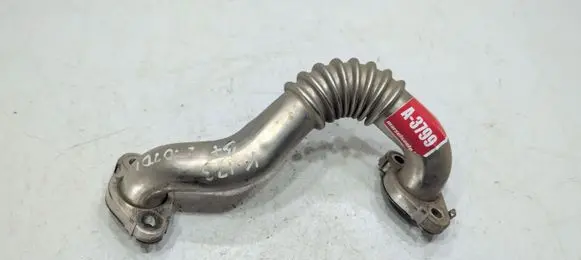 Volkswagen PASSAT B7 EGR valve line/pipe/hose 03P131521A