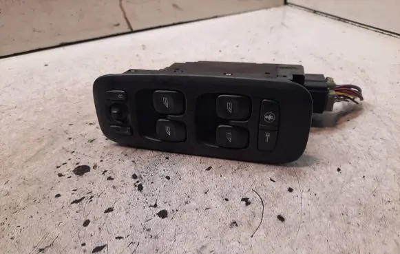 Volvo S60 Electric window control switch 8682949