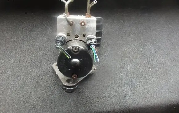 Mercedes-Benz A W168 ABS Pump 0265202461