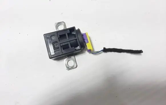 Audi A5 8T 8F Battery relay fuse 4F0915519