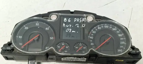 Volkswagen PASSAT B6 Speedometer (instrument cluster) 3C0920871 V0007000