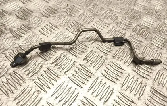 Mercedes-Benz C W204 Fuel line pipe
