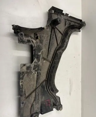 BMW 7 G11 G12 Front bumper skid plate/under tray 7340182 51757340182