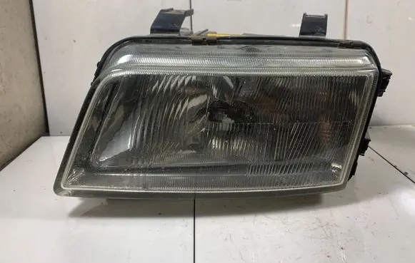 Audi A4 S4 B5 8D Headlight/headlamp 8D0941003E