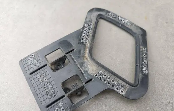 Volvo XC90 Headlight washer nozzle holder 31353368