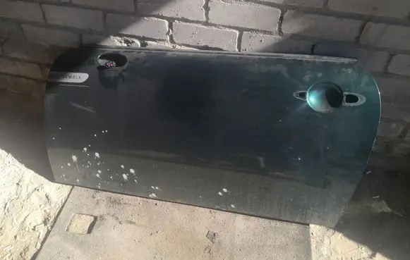 Door (2 Door Coupe)
