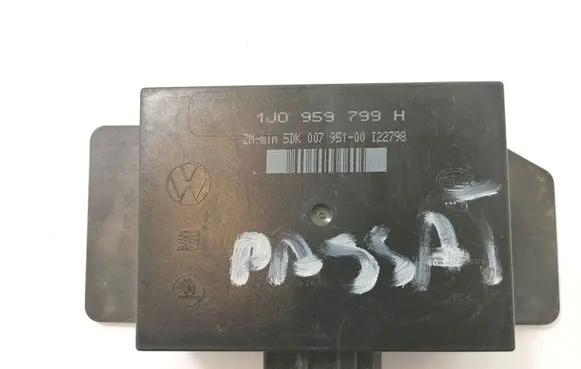 Volkswagen PASSAT B5.5 Comfort/convenience module 1J0959799H