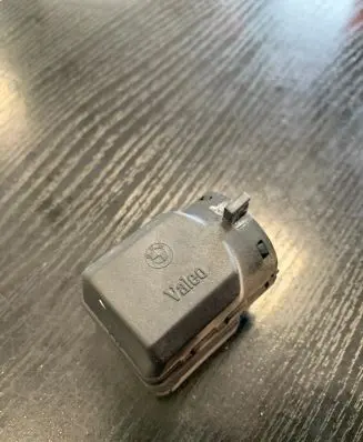 BMW 3 E46 Ignition lock contact 6901961