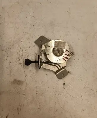 Peugeot 3008 I Tailgate/trunk/boot lift motor 9683313980 35290600M01
