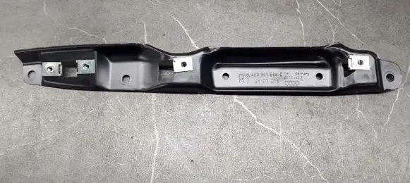 Audi A8 S8 D3 4E Bracket in trunk/boot 4e0809586c