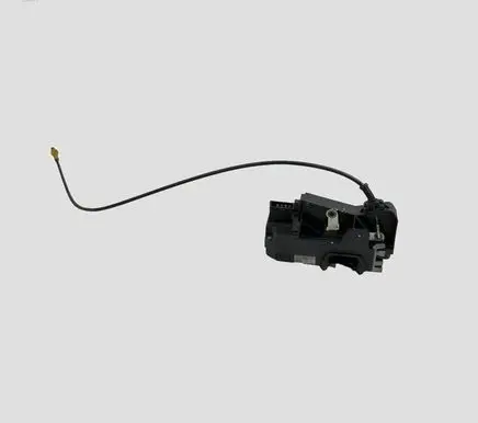 Opel Vivaro Front door lock 8200008247 91166228