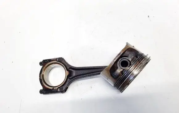 Piston with connecting rod