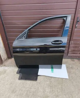 Mercedes-Benz GLC X253 C253 Front door 