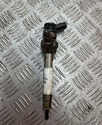 BMW 3 F30 F35 F31 Fuel injector 8514148 0445110743