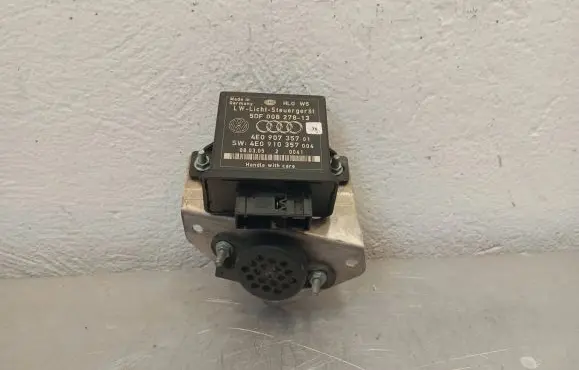 Audi A8 S8 D3 4E Light module LCM 4E0907357 4E0910357 5DF00827813