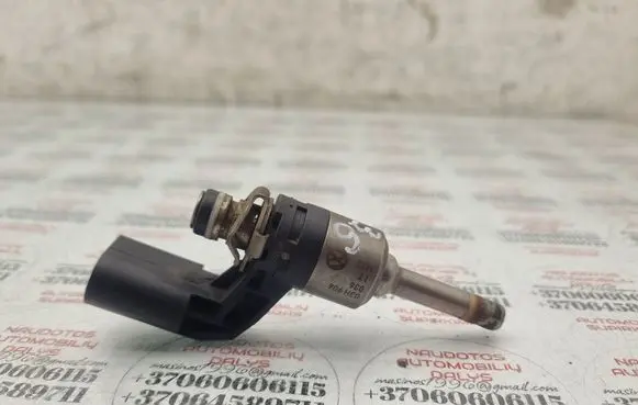 Audi Q7 4L Fuel injector 03H906036