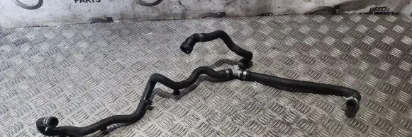 Volvo XC90 Engine coolant pipe/hose 32222715
