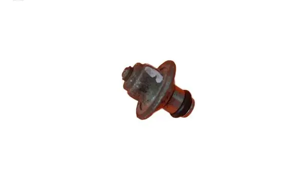 Peugeot 107 Fuel pressure regulator 