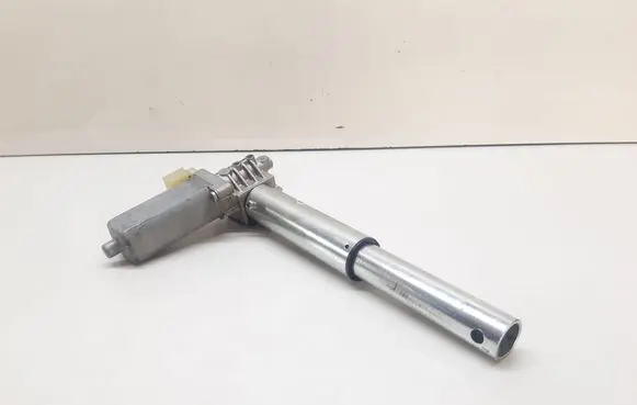 BMW 7 E65 E66 Seat adjustment motor 8321088 0390203231