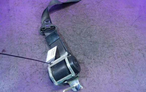 Opel Meriva A Front seatbelt