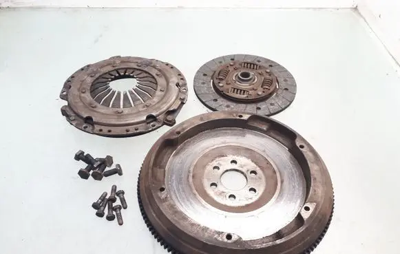 Opel Zafira B Clutch set kit 90400169 641723811
