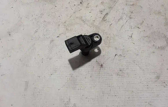 Volvo XC60 Camshaft position sensor AS7112K073AA