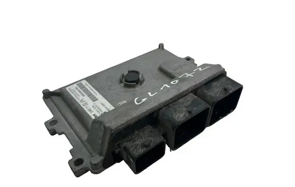 Peugeot 208 I Engine control unit/module 9805895780