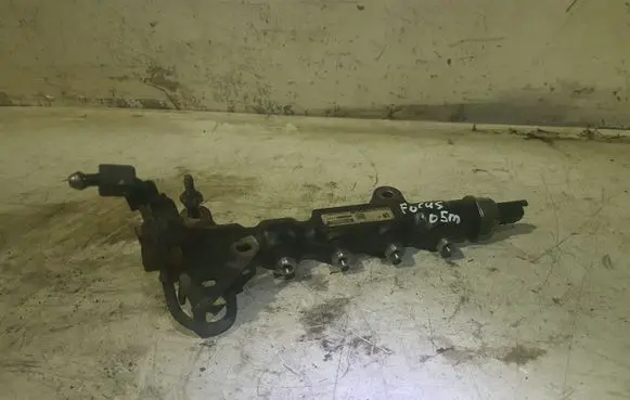Ford Focus Fuel main line pipe 9654592680