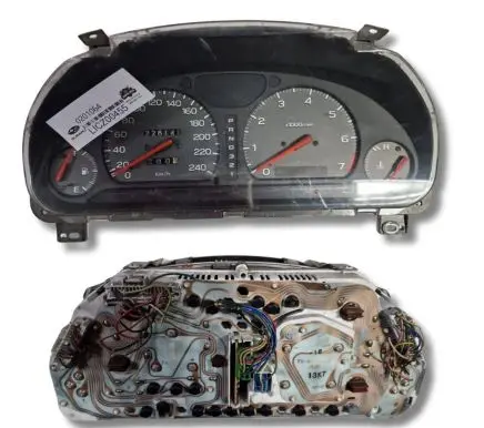 Subaru Impreza II Speedometer (instrument cluster) 0201064