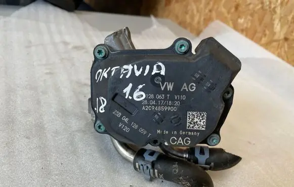 Skoda Octavia Mk3 (5E) Throttle valve 04L128063T