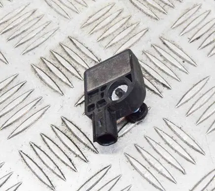 Tesla Model S Airbag deployment crash/impact sensor 100527400B