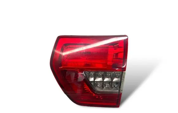 Citroen C5 Tailgate rear/tail lights