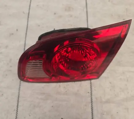 Tailgate rear/tail lights