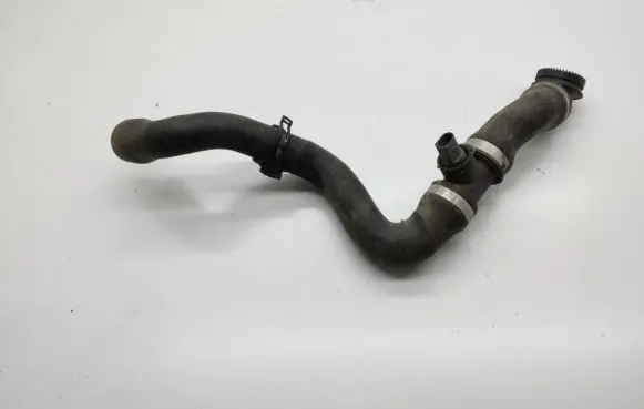 Porsche Cayenne (92A) Engine coolant pipe/hose 7P6122051G KA4131116