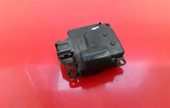Chrysler Grand Voyager V Air flap motor/actuator M8679001