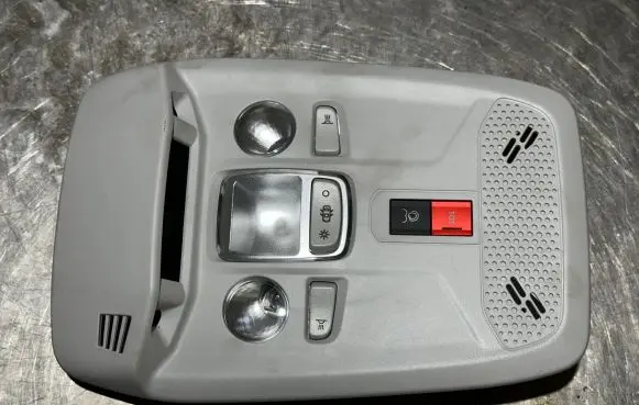 Citroen C4 III e-C4 Front seat light 98456740ZD 96887290UW