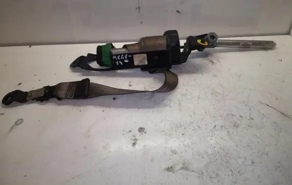 Volvo S80 Front seatbelt A12114