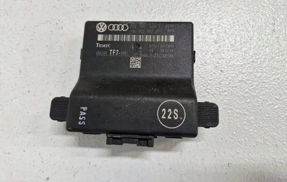 Volkswagen PASSAT CC Other control units/modules 3C0907530F