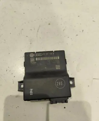 Audi A6 S6 C6 4F Gateway control module 4F0907468M 404476 4F0907468F