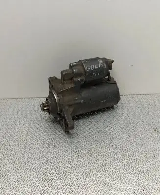 Volkswagen Golf IV Starter motor 0001121006