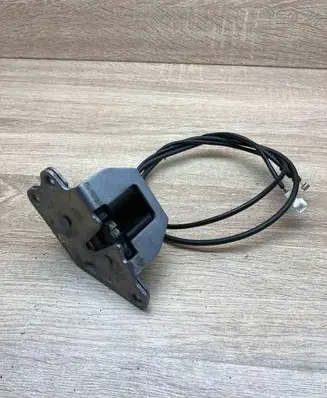 BMW i3 Rear door lock 7291031 A080105