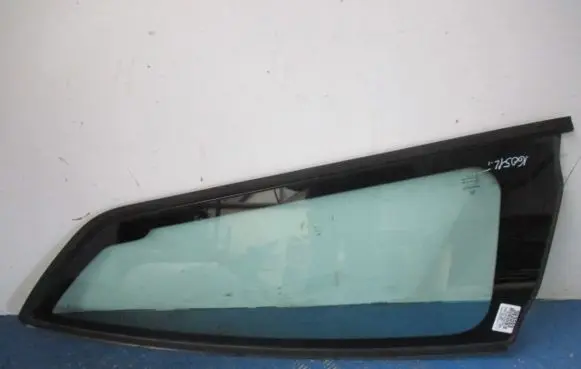 Citroen C4 I Picasso Rear side window