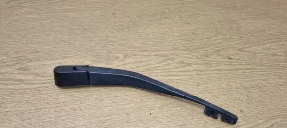 BMW 1 F20 F21 Rear wiper blade arm 7241984