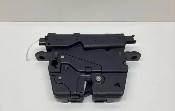 BMW 6 F06 Gran coupe Tailgate/trunk/boot lock/catch/latch 918064