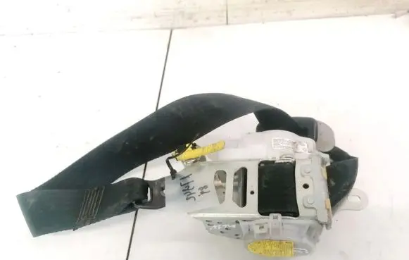Toyota Avensis T270 Front seatbelt E40538056