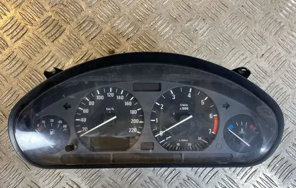 BMW 3 E36 Speedometer (instrument cluster) 8357756 6160583042